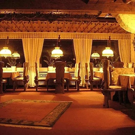 فندق Gondel 3*